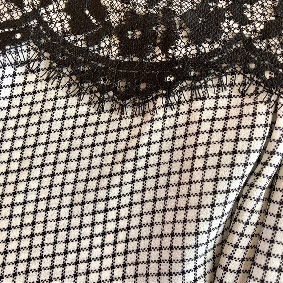 Doe & Rae Top - Picture 5 of 7